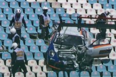 porsche-fliegt-auf-tribuene-fia-untersucht-vorfall-bei-wec-portimao-23041402.jpg